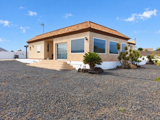 Maison de luxe à vendre à La Oliva, 750 000 €, Photo 5