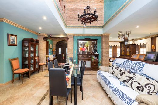 Luxury House for sale in Pinos Del Valle, 1 150 000 €, Photo 7
