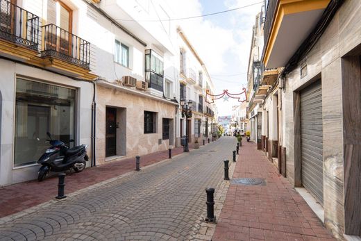 Maison de luxe à vendre à Cadiz, 450 000 €, Photo 2