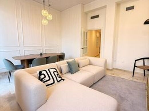 Luxury Apartment for sale in Málaga, 770 000 €, Photo 1