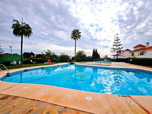 Luxury House for sale in Chilches, 429 000 €, Photo 1
