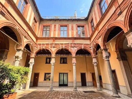 Appartement de luxe à vendre à Milan, 900 000 €, Photo 1