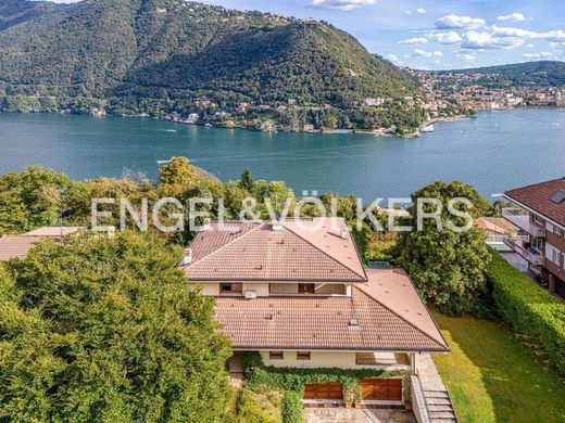 Luxury House for sale in Como, 3 700 000 €, Photo 1