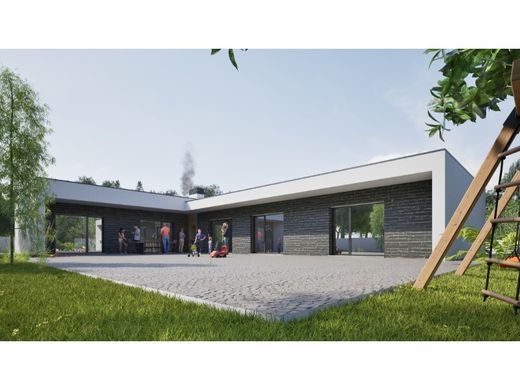 Luxury House for sale in Viseu, 470 000 €, Photo 1