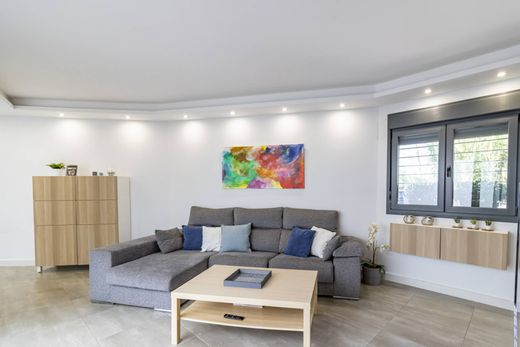 Luxury House for sale in San Pedro de Alcántara, 899 000 €, Photo 2