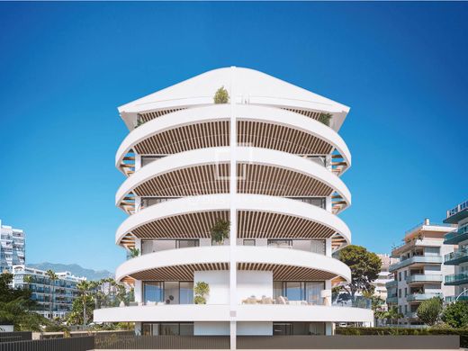 Luxury Apartment for sale in Benalmádena, 1 038 000 €, Photo 2