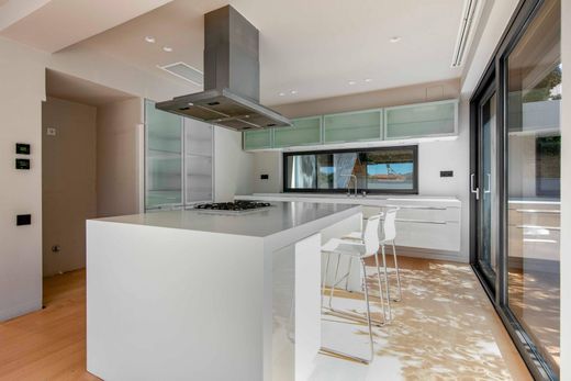 Maison de luxe à vendre à Vári, 1 900 000 €, Photo 7