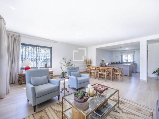 Maison de luxe à vendre à Godella, 940 000 €, Photo 3
