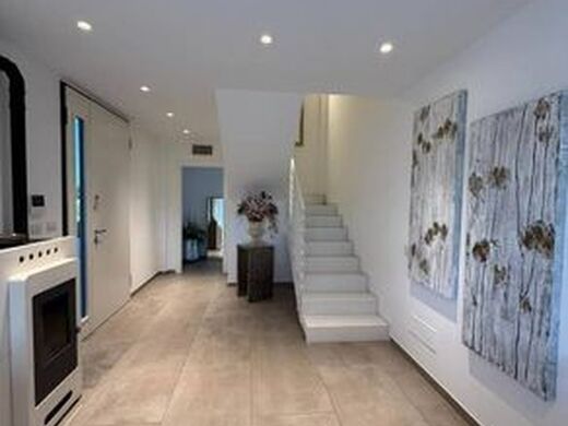 Maison de luxe à vendre à Parma, 1 200 000 €, Photo 1
