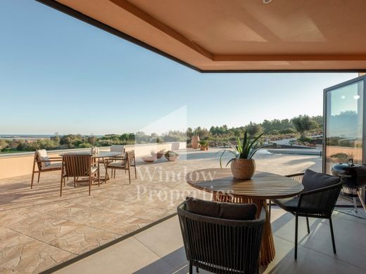 Luxury House for sale in Lagos, 4 400 000 €, Photo 1