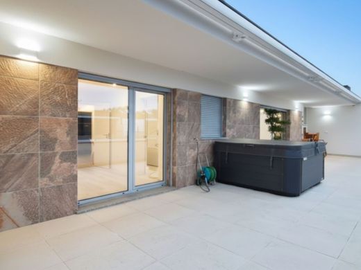 Luxury Apartment for sale in Viseu, 625 000 €, Photo 1