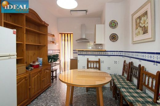 Luxury House for sale in Güéjar-Sierra, 450 000 €, Photo 4