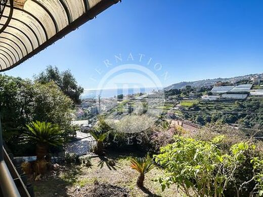 Luxury Apartment for sale in San Remo, 550 000 €, Photo 1