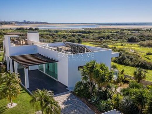 Luxury House for sale in Lagos, 2 300 000 €, Photo 1