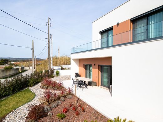 Luxury House for sale in Alcobaça, 560 000 €, Photo 3