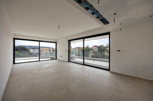 Appartement de luxe à vendre à Vári, 750 000 €, Photo 2