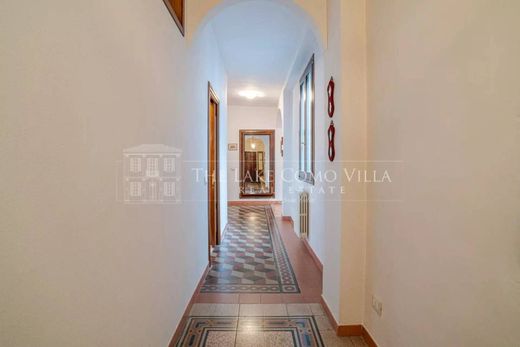 Luxury Apartment for sale in Como, 690 000 €, Photo 3