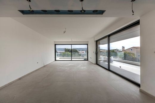 Appartement de luxe à vendre à Vári, 750 000 €, Photo 3