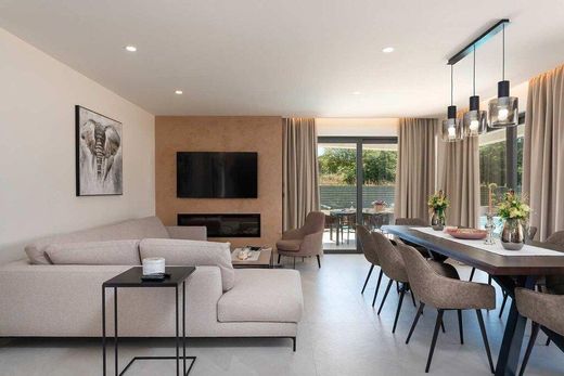 Maison de luxe à vendre à Porec, 1 250 000 €, Photo 5