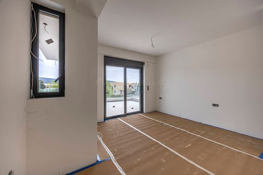 Appartement de luxe à vendre à Vári, 750 000 €, Photo 6
