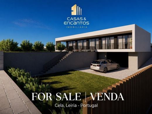 Maison de luxe à vendre à Alcobaça, 565 000 €, Photo 1