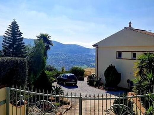 Maison de luxe à vendre à Alcaucín, 775 000 €, Photo 3