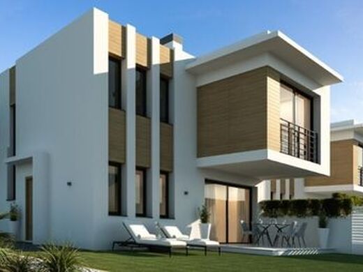 Luxury House for sale in Denia, 675 000 €, Photo 1