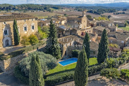 Luxury House for sale in Orriols, 710 000 €, Photo 1