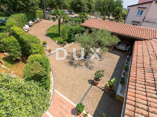 Luxury House for sale in Novigrad, 2 300 000 €, Photo 3