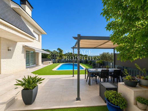 Maison de luxe à vendre à Girona, 1 050 000 €, Photo 5