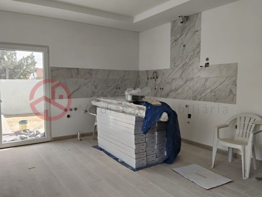 Luxury House for sale in Seixal, 420 000 €, Photo 2