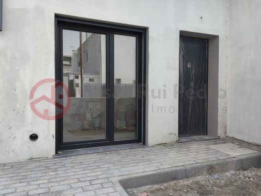 Luxury House for sale in Seixal, 420 000 €, Photo 4