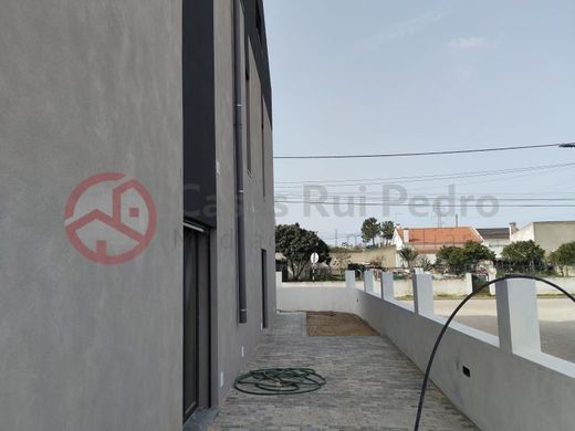 Luxury House for sale in Seixal, 420 000 €, Photo 6
