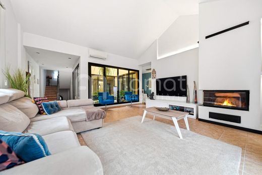 Luxury House for sale in Sarrià de Ter, 570 000 €, Photo 7