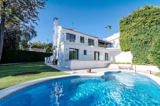 Luxury House for sale in Marbella, 1 780 000 €, Photo 2