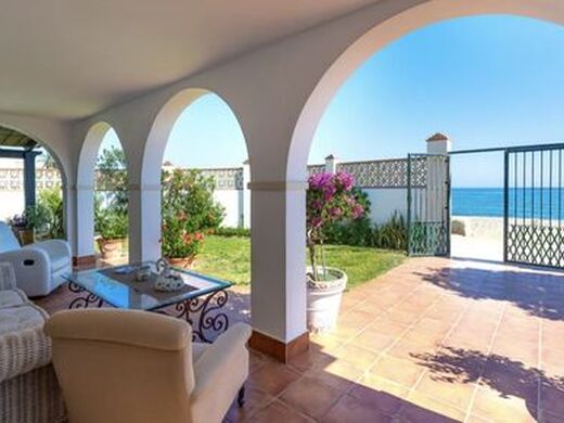 Luxury House for sale in Marbella, 2 200 000 €, Photo 4