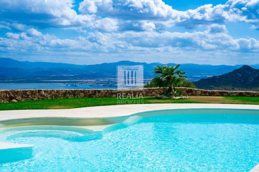 Maison de luxe à vendre à Olbia, 3 500 000 €, Photo 1