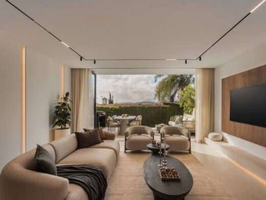 Luxury House for sale in Nueva Andalucia, 1 550 000 €, Photo 4