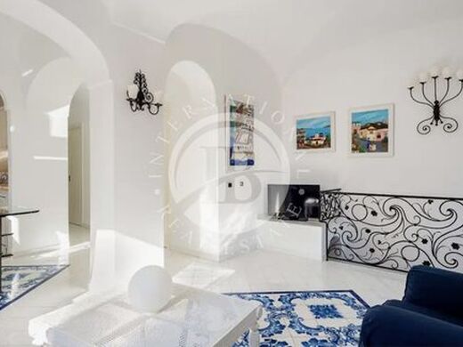 Luxury Apartment for sale in Capri, 1 500 000 €, Photo 1