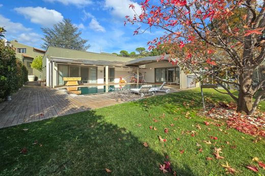 Maison de luxe à vendre à La Jonquera, 890 000 €, Photo 1