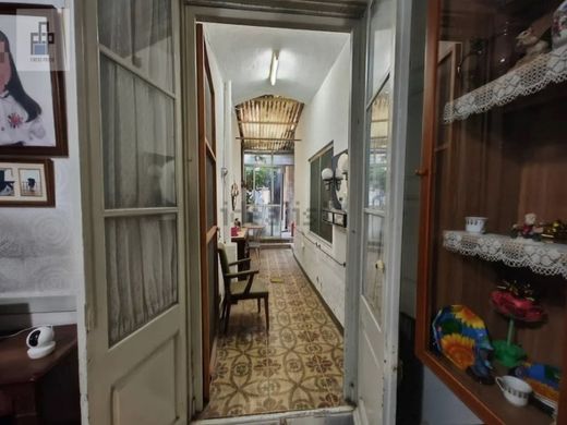 Maison de luxe à vendre à Sant Boi de Llobregat, 400 000 €, Photo 2