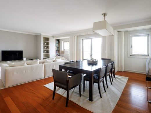Luxury Apartment for sale in Gondomar, 590 000 €, Photo 3
