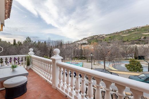 Maison de luxe à vendre à Granada, 580 000 €, Photo 4
