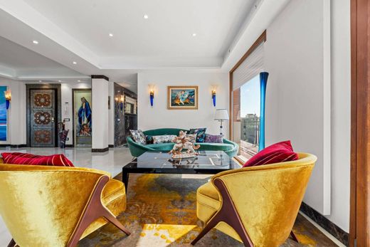 Luxury Apartment for sale in Massa, 1 300 000 €, Photo 7