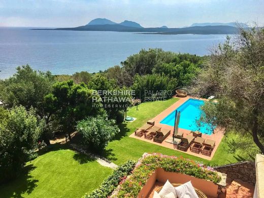Luxury House for sale in Porto Rotondo, 9 500 000 €, Photo 1