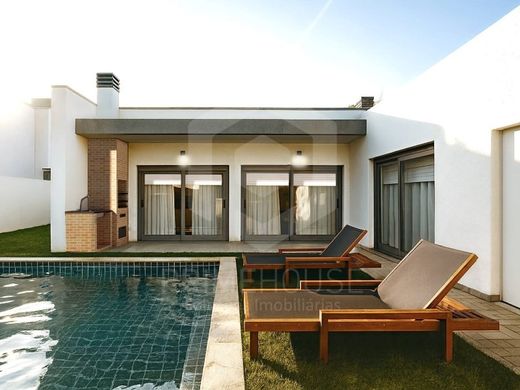 Luxury House for sale in Seixal, 625 000 €, Photo 4