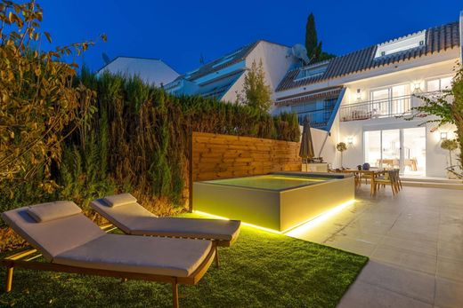 Luxury House for sale in Marbella, 1 169 000 €, Photo 1