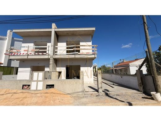 Luxury House for sale in Seixal, 475 000 €, Photo 2