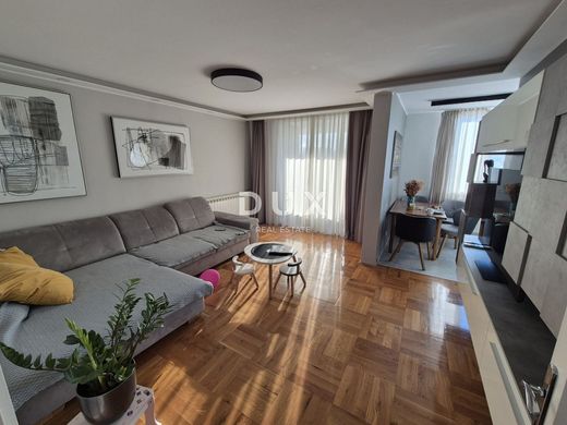 Luxury Apartment for sale in Rovinj, 390 370 €, Photo 3