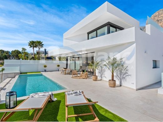 Luxury House for sale in Polop, 755 000 €, Photo 1